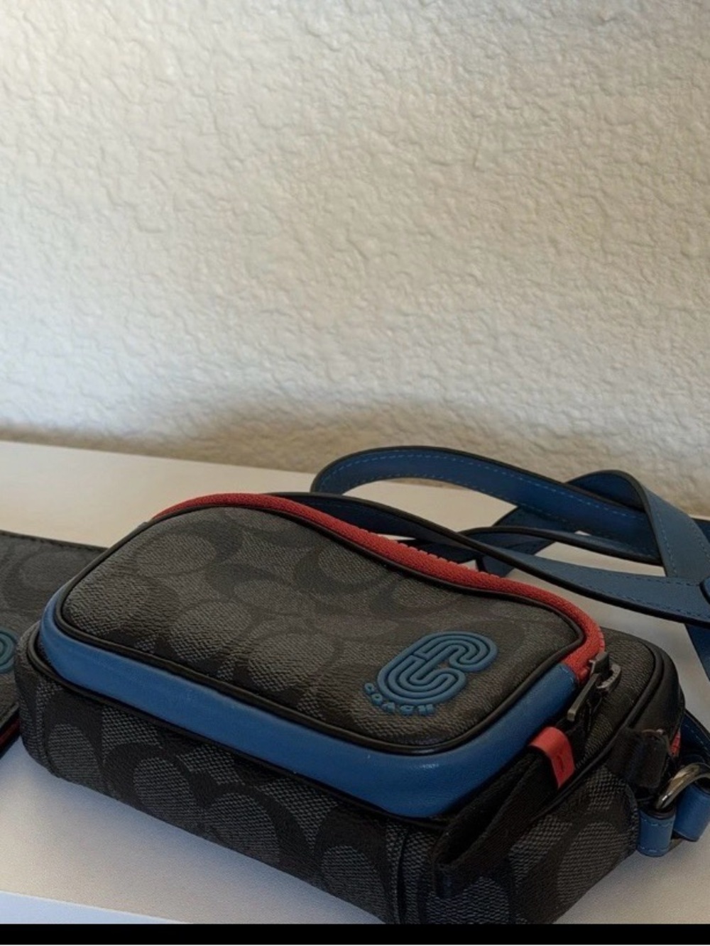 Coach Sig Double Zip Crossbody Bag multicolor /Wallet included. (Small) - Picture 4 of 8